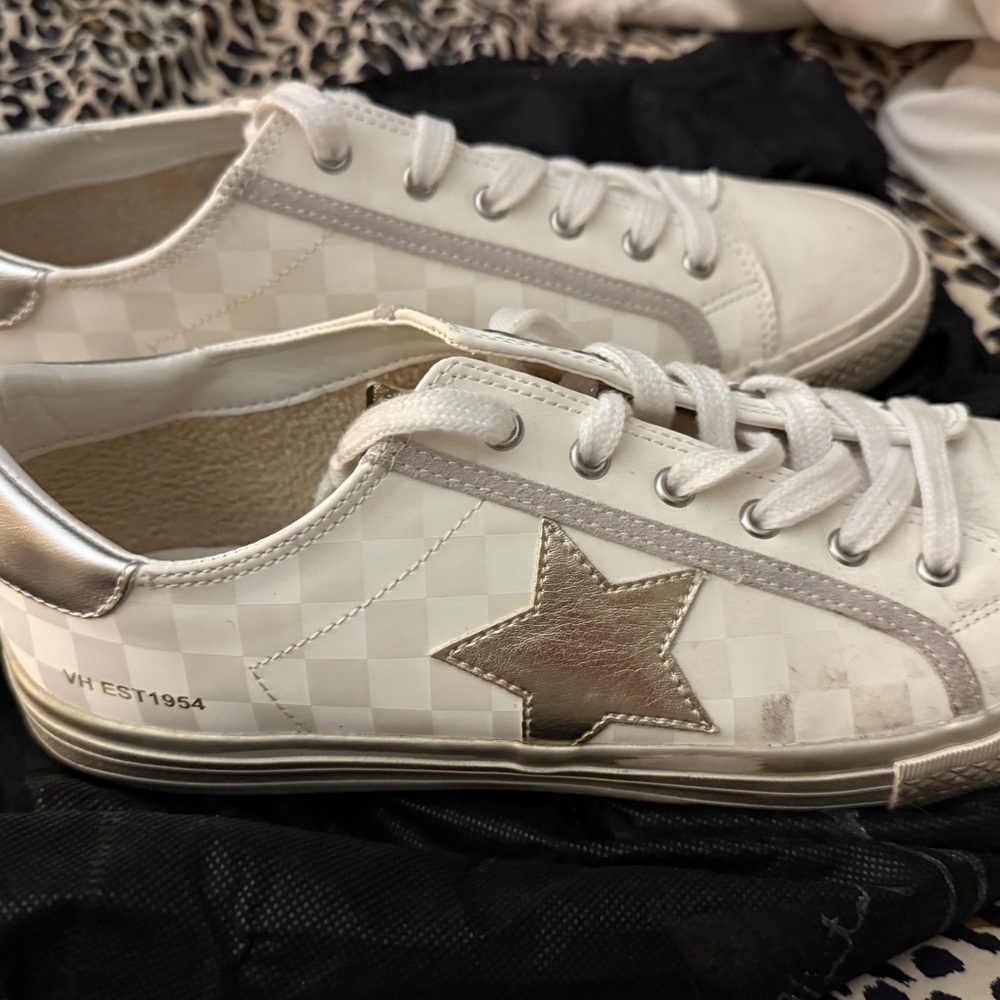 Vintage Havana White and Gold Sneakers